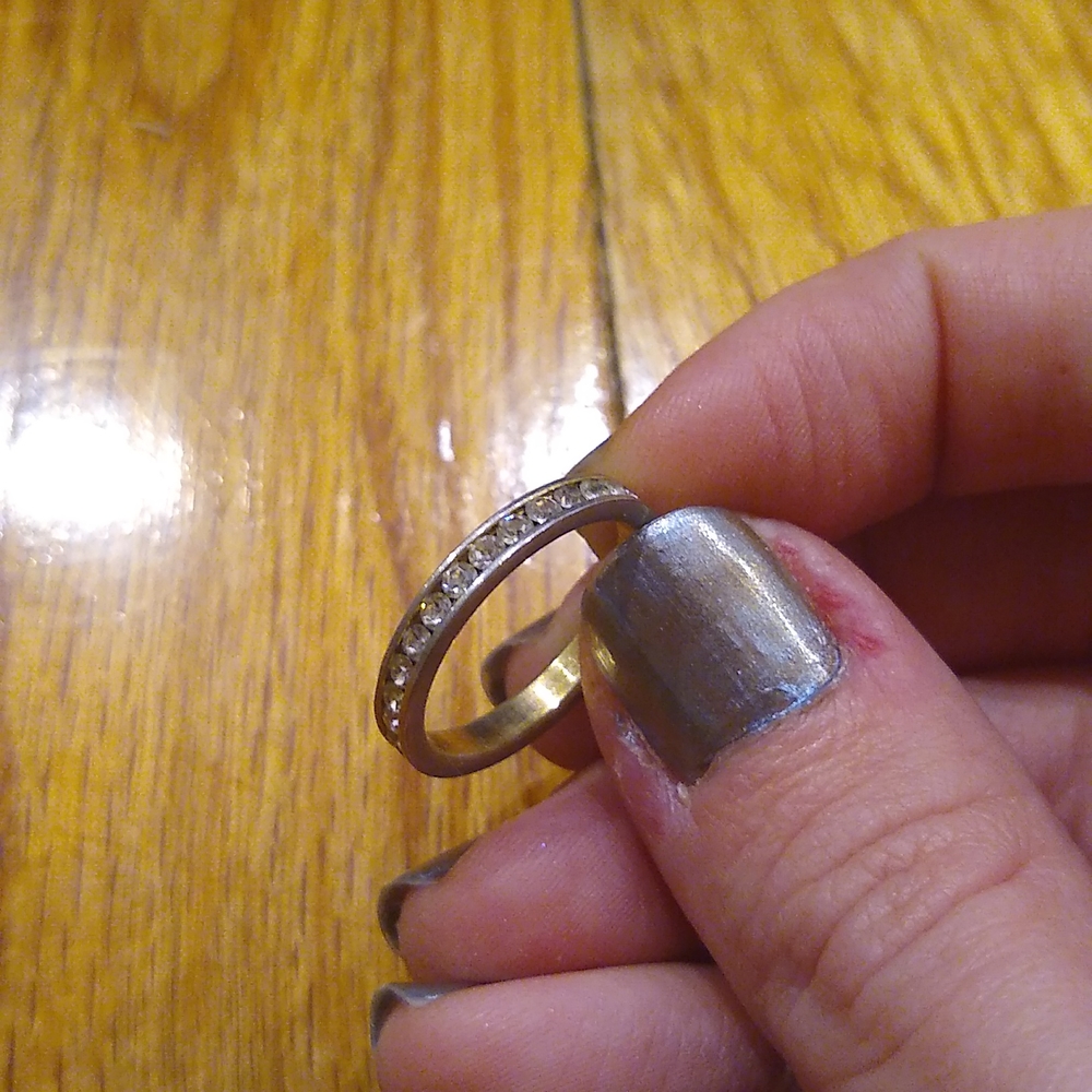 Sparkly ring